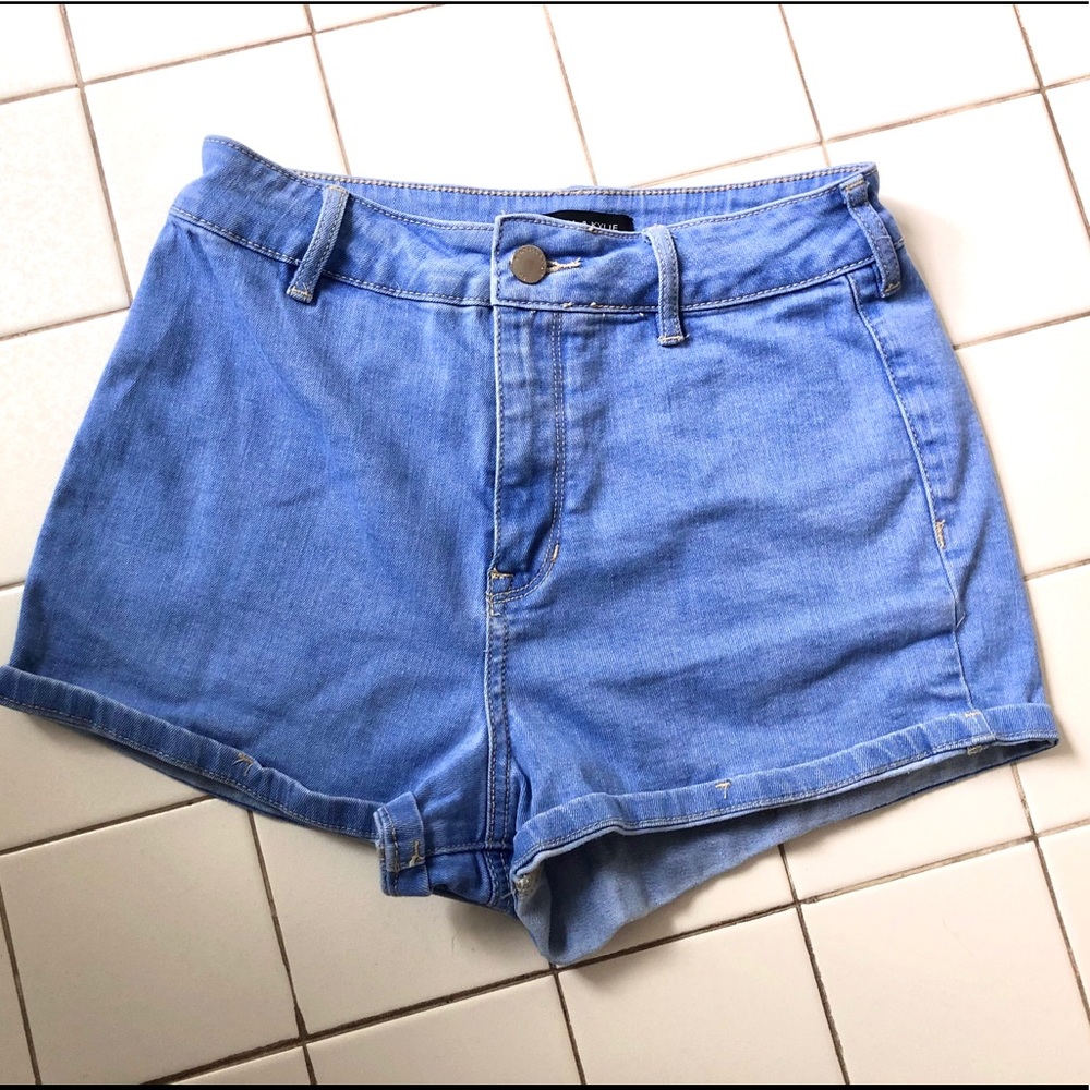 KENDALL+KYLIE HIGHRISE DENIM SHORTS